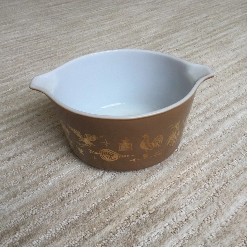Cinderella Mixing Bowl Early American by PYREX # 473 7 1 Quart Vintage